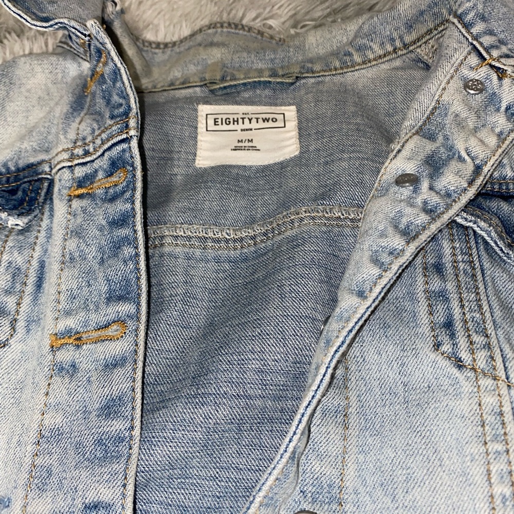Crop Jean Jacket - Picture 2 of 3
